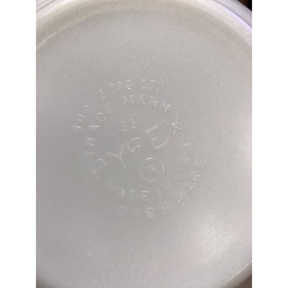 Vintage Pyrex Butterfly Gold 1 1/2 Qt Mixing Bowl #402 Very Good Condition! - Picture 7 of 8